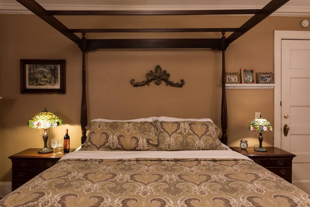 بارابو Ringling House Bed & Breakfast المظهر الخارجي الصورة