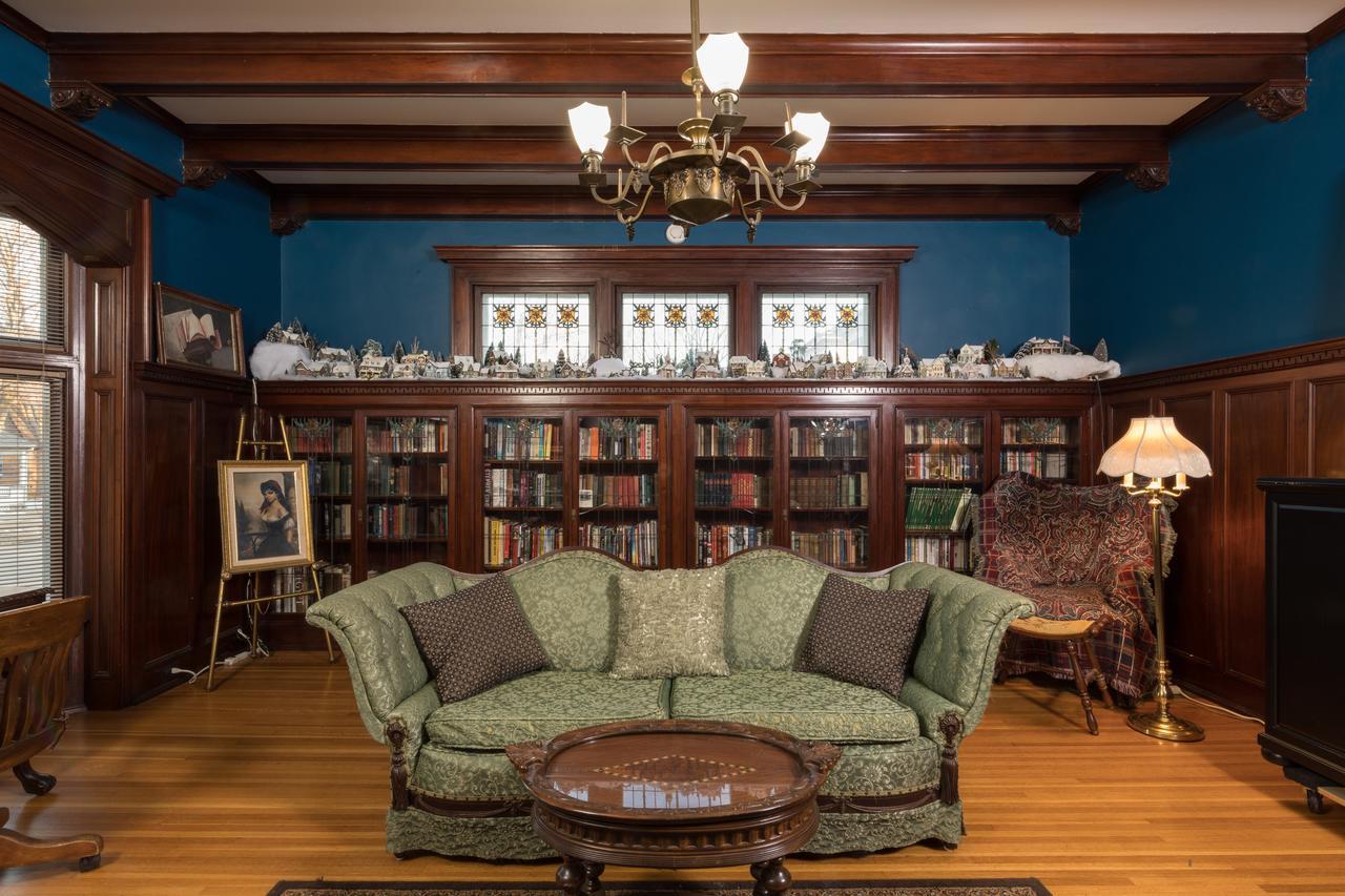 بارابو Ringling House Bed & Breakfast المظهر الخارجي الصورة