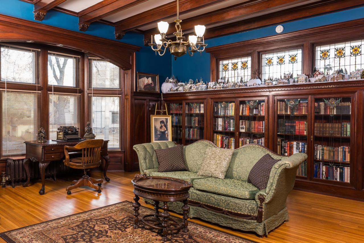 بارابو Ringling House Bed & Breakfast المظهر الخارجي الصورة