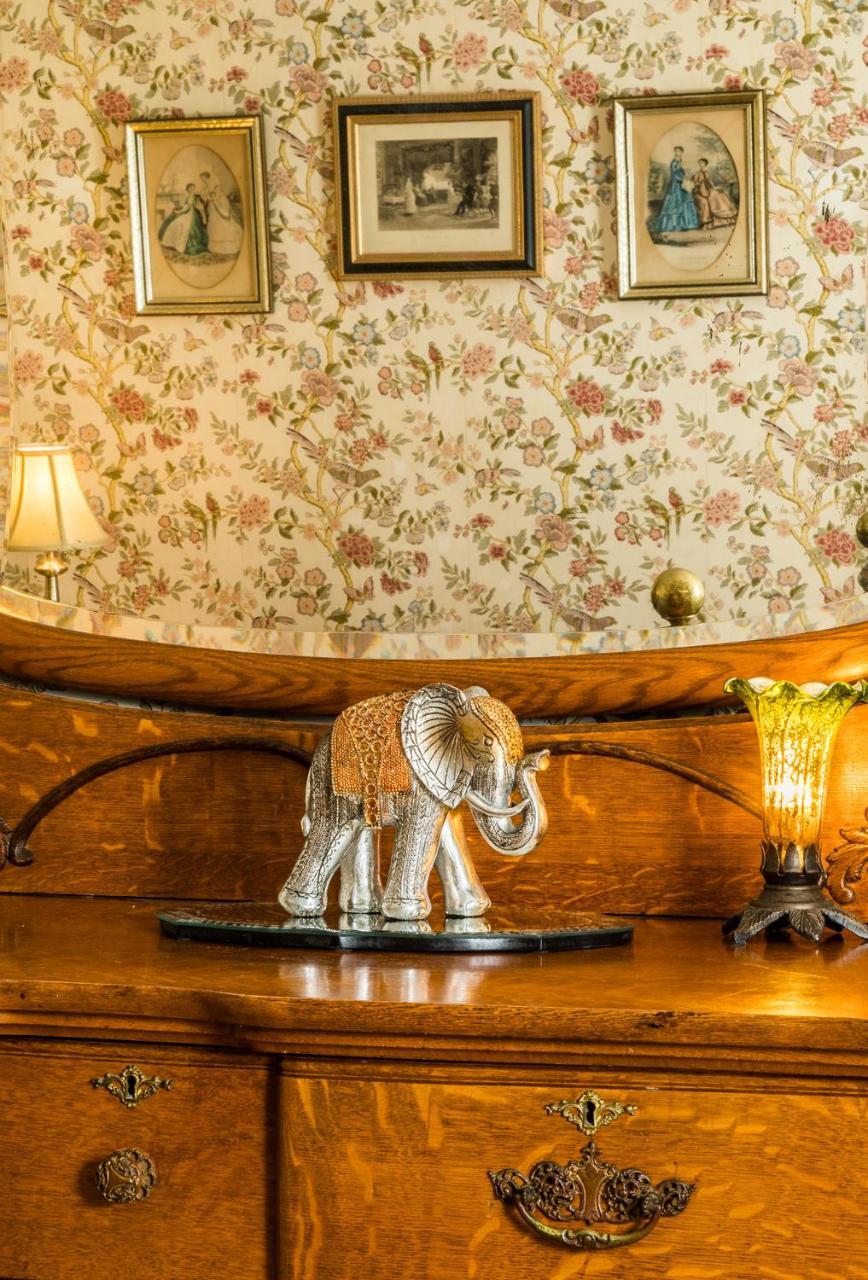 بارابو Ringling House Bed & Breakfast المظهر الخارجي الصورة