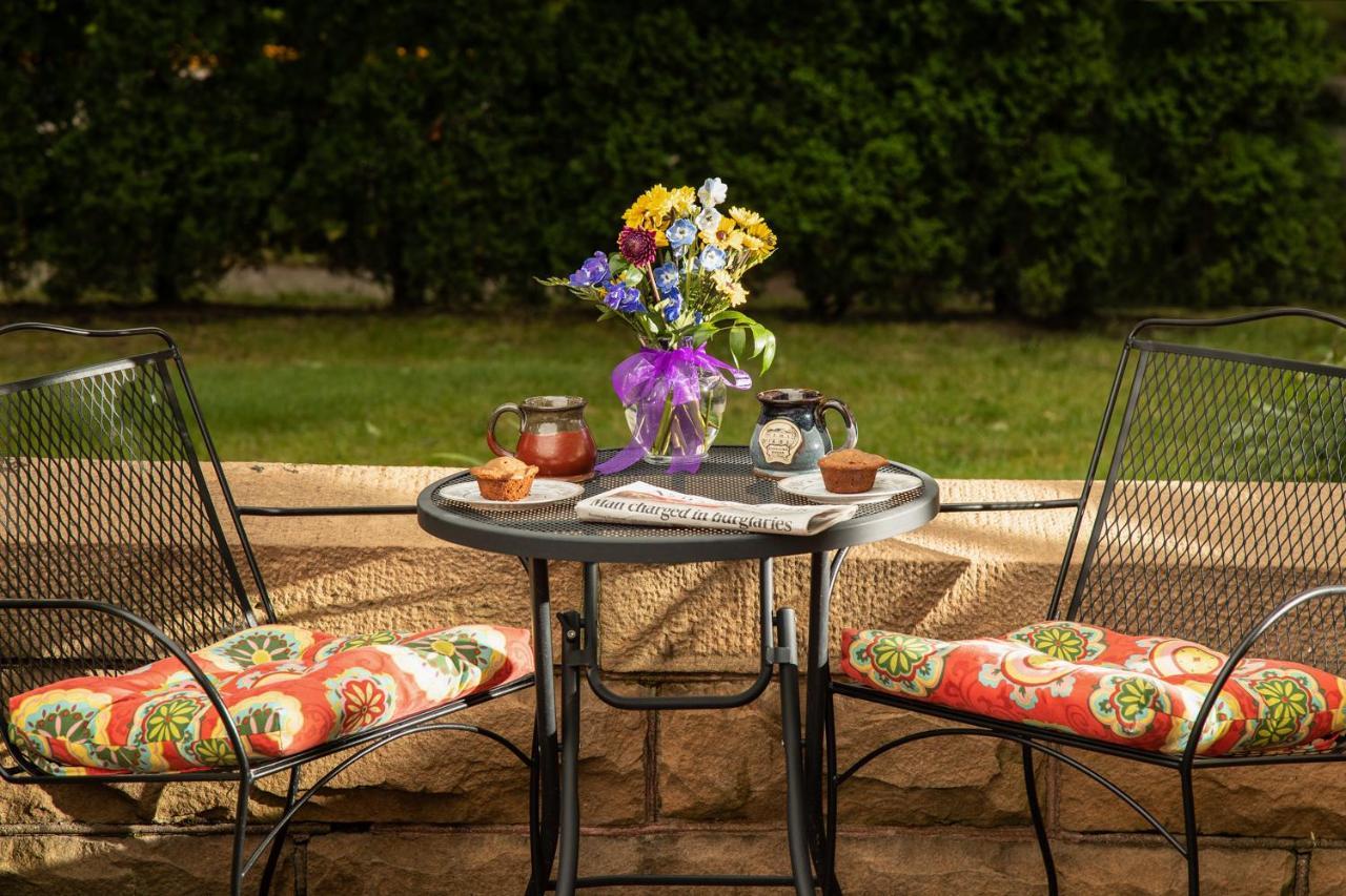 بارابو Ringling House Bed & Breakfast المظهر الخارجي الصورة